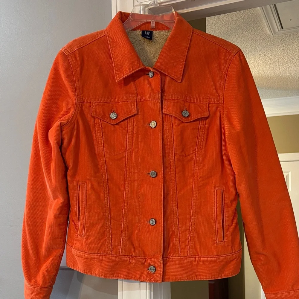 GAP Women's Vibrant Orange Courderoy Jacket, Sherpa lined - Picture 1 of 3